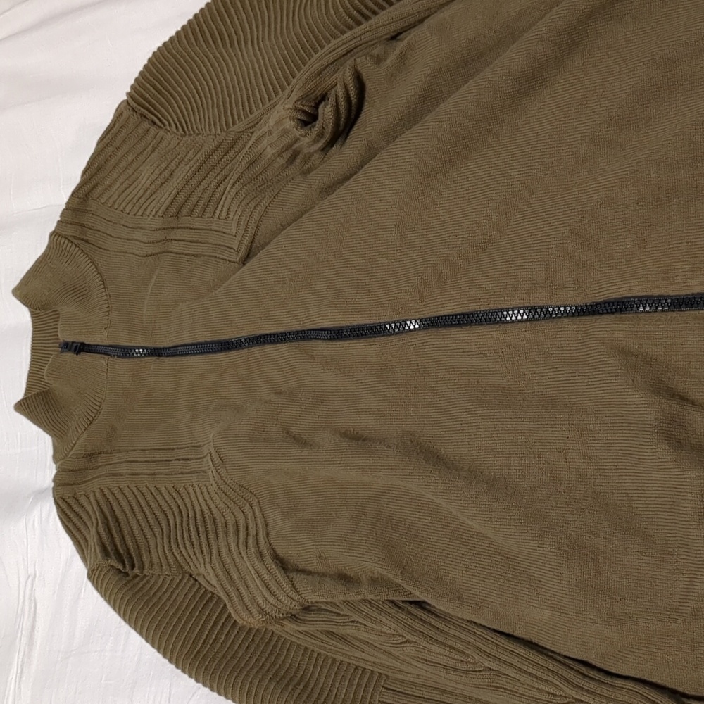 Zip up sweater